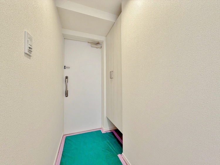 玄関 シューズボックスを完備した玄関です。