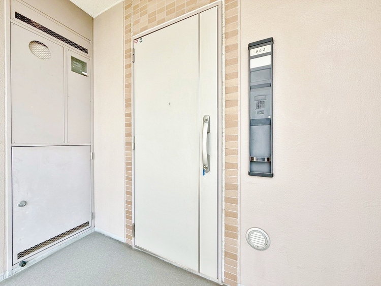 玄関 玄関を開ければ、そこは安らぎのご自宅。