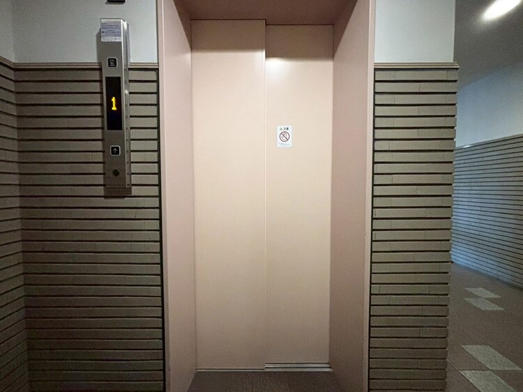 その他 エレベーター完備のため荷物が多くなっても安心。