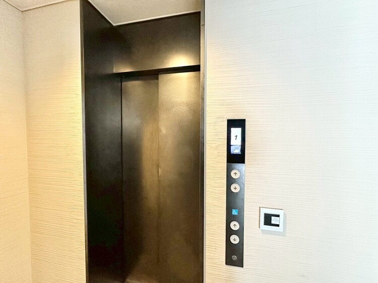その他 エレベーター完備のため荷物が多くなっても安心。