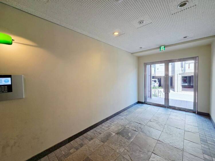 その他 館内は静寂な中が保たれており、管理が行き届いている印象を受けました。