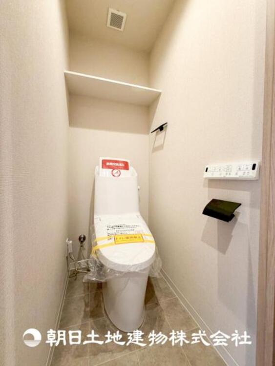 トイレ 【トイレ】大切な1人時間。寛ぎだけではない、快適な生活を送る為に必要なもの。毎日使う場所だから、より快適な空間に仕上げられています。