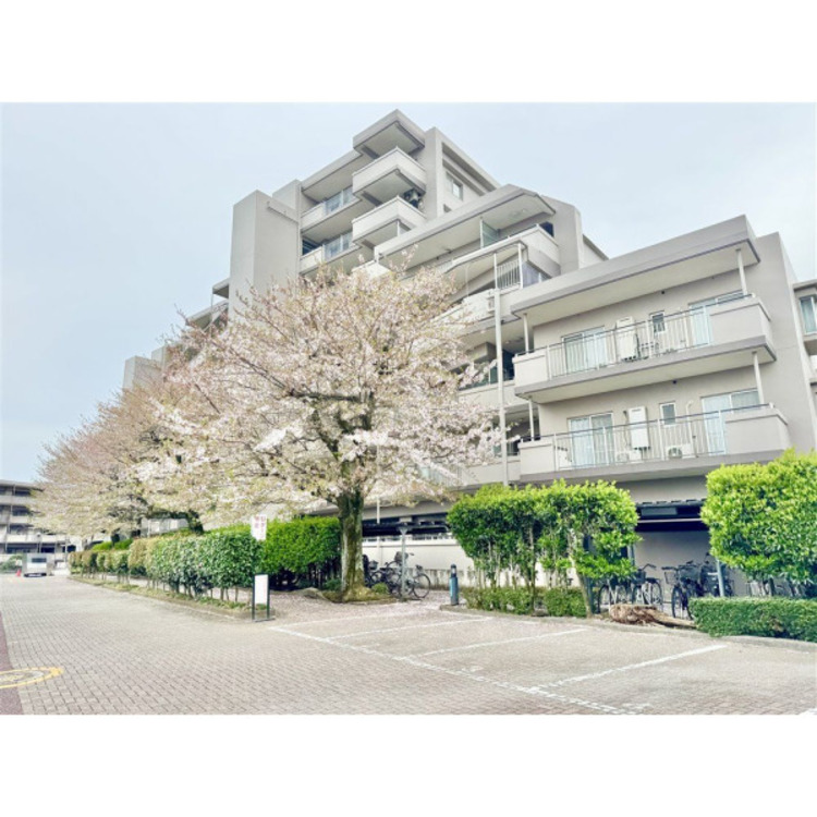 外観 空室につき、ゆっくりとご覧いただけます。