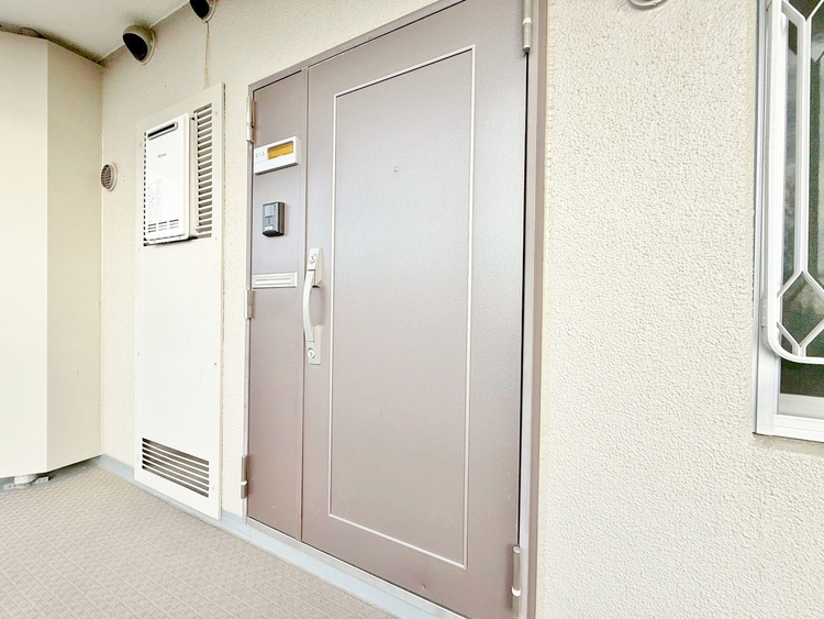 玄関 玄関を開ければ、そこは安らぎのご自宅。