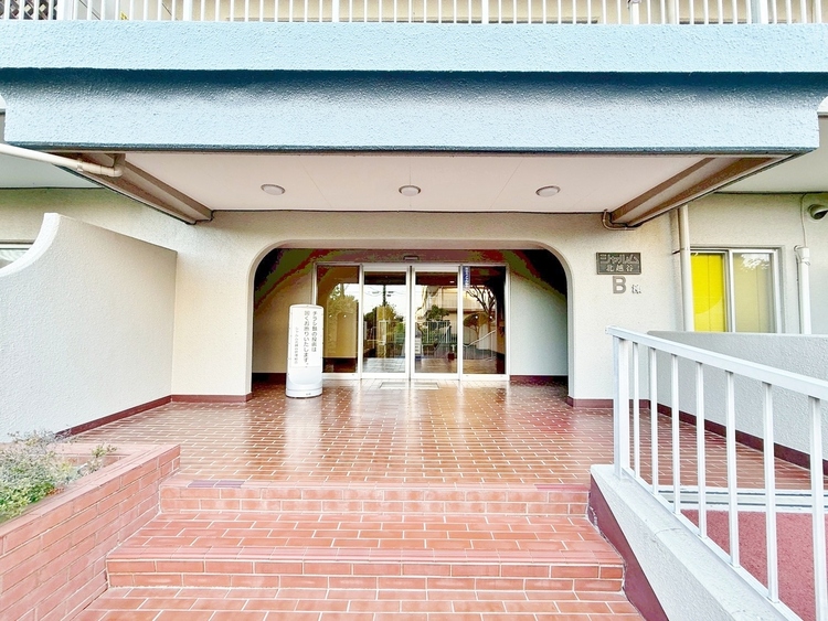 エントランス 外と内をつなぐエントランスは、まさに顔となる場所。