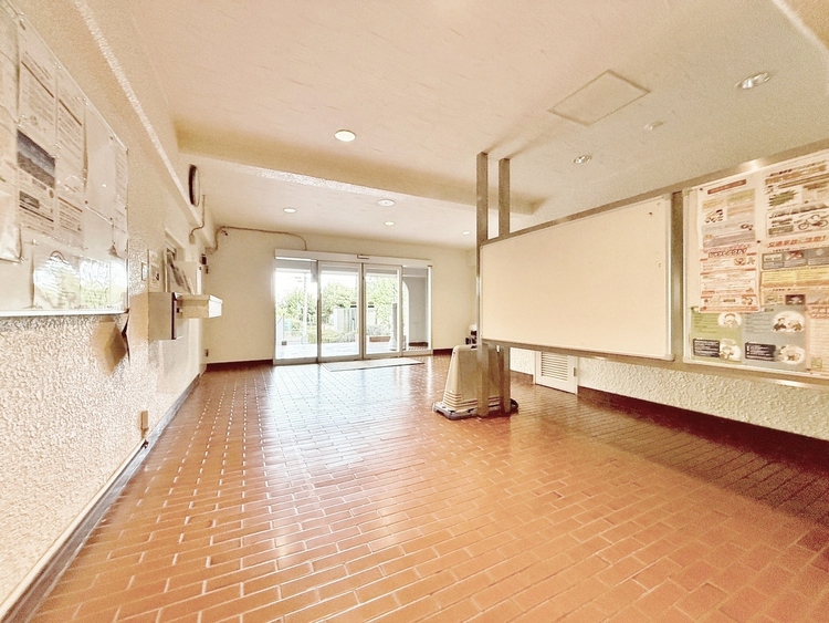 エントランス エントランスは、毎日の行き帰りで使う大事な空間です。