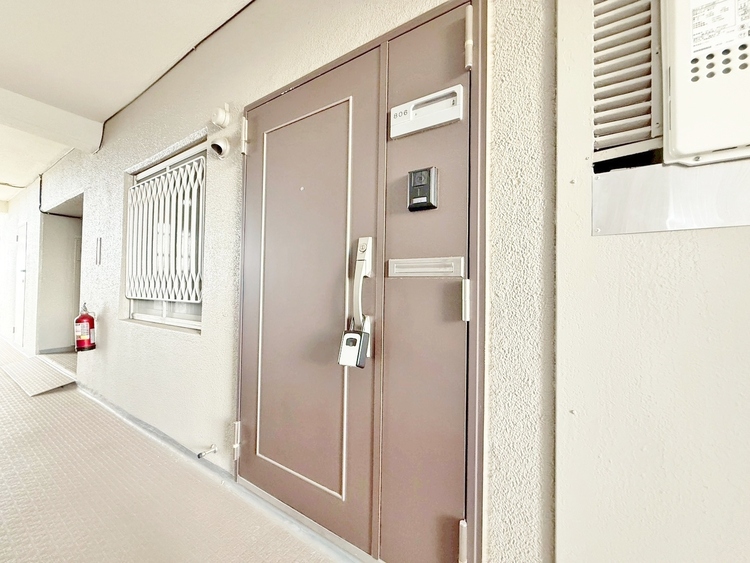 玄関 玄関を開ければ、そこは安らぎのご自宅。