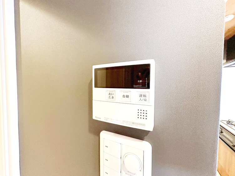 設備 見やすい画面で操作しやすい給湯パネルです。