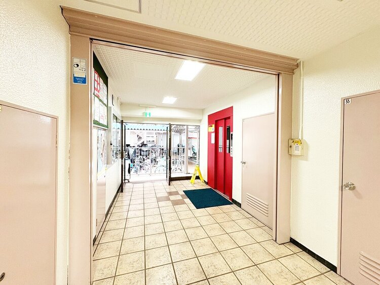 設備 エレベーターの管理も、きちんと行き届いてます。