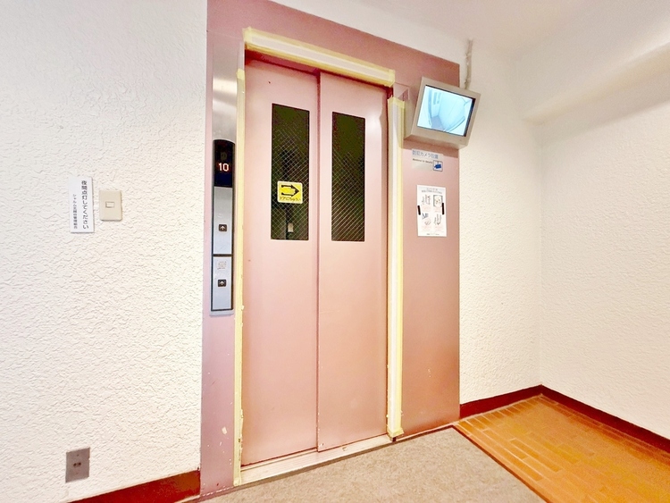 その他 エレベーターの管理も、きちんと行き届いてます。