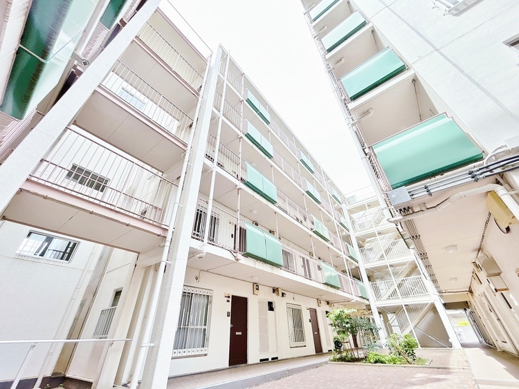 外観 現地に足をお運びいただいた際には、周辺散策などをお勧めいたします。