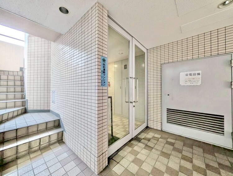 エントランス エントランスは、毎日の行き帰りで使う大事な空間です。