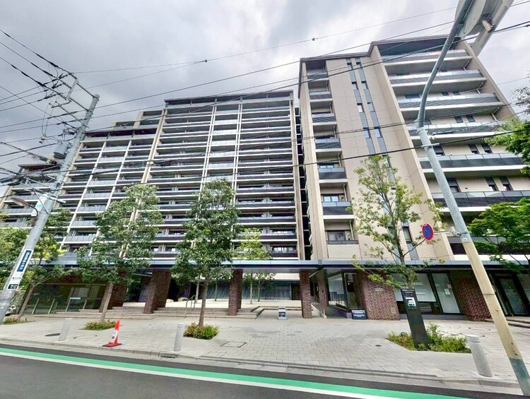 外観 資料には掲載していない情報が、現地にはたくさんあります。是非一度、現地をご確認ください。