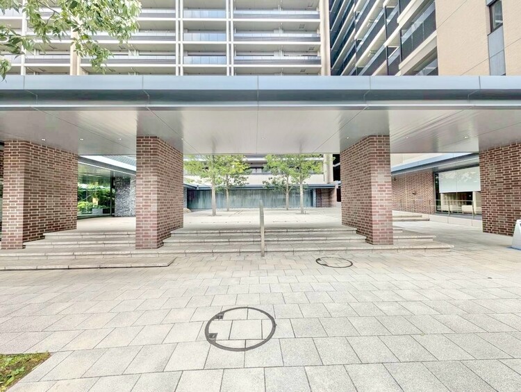 エントランス 外と内をつなぐエントランスは、まさに顔となる場所。