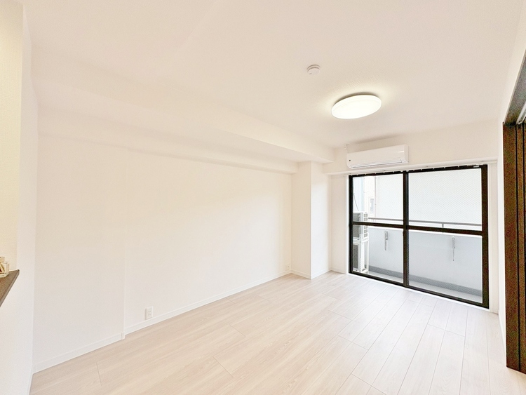 居間 豊かな居住性と、安心感を満たすクオリティが見事に調和した住空間。