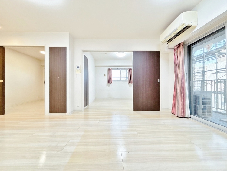 居間 ひとつひとつの空間に宿した機能性、そして美意識。