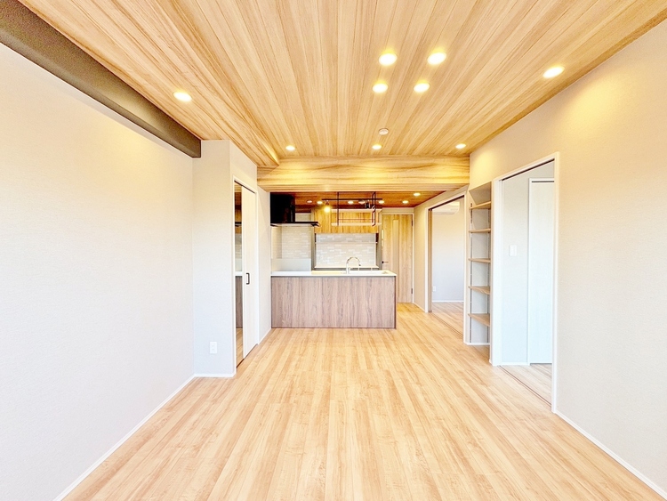 居間 豊かな居住性と、安心感を満たすクオリティが見事に調和した住空間。