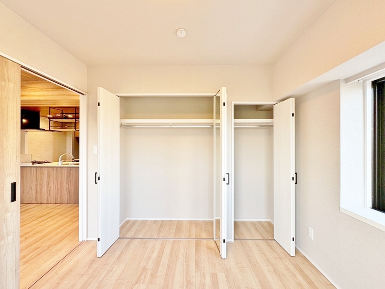 収納 居室にはクローゼットがあり、荷物もスッキリ収納して快適にお過ごしいただけます。