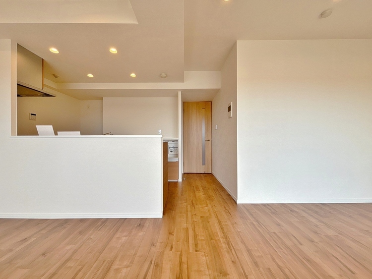 居間 過ごす時間が、たくさんの思い出として紡がれていく場所。