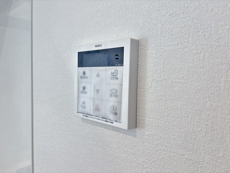 設備 見やすい画面で操作しやすい給湯パネルです。