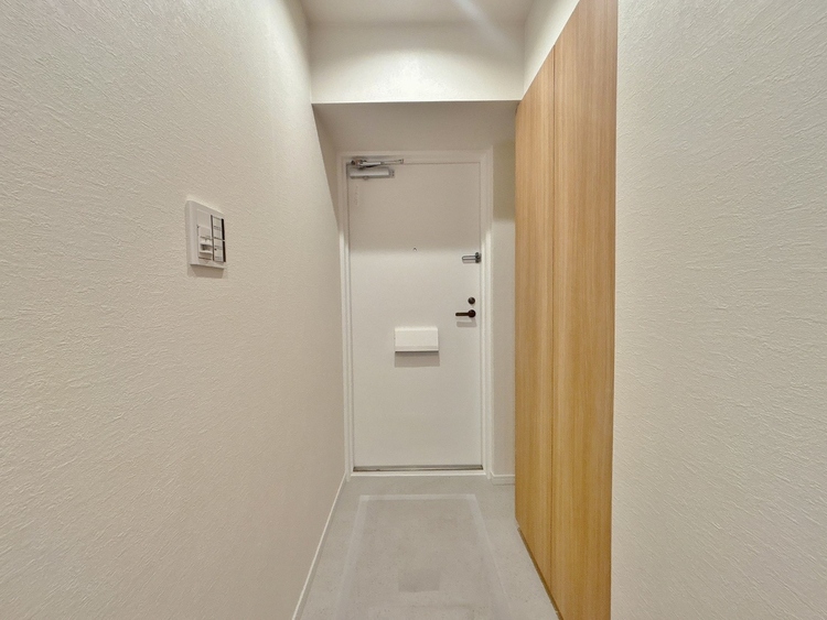 玄関 シューズボックスを完備した玄関です。