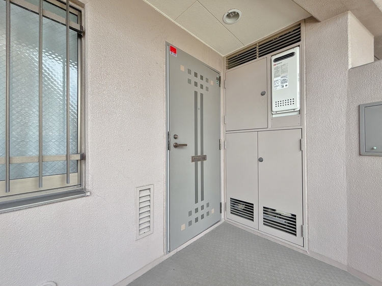 玄関 玄関を開ければ、そこは安らぎのご自宅。