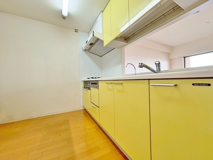 キッチン 洗練されたスタイリッシュなデザイン性と使いやすさを備えた仕様。