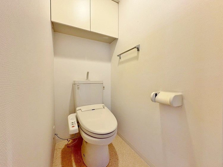 トイレ 暮らしの中のさりげないひとときの快適さにも、こだわりを、持って設備を配しております。