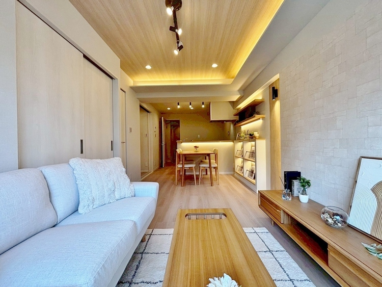 居間 過ごす時間が、たくさんの思い出として紡がれていく場所。