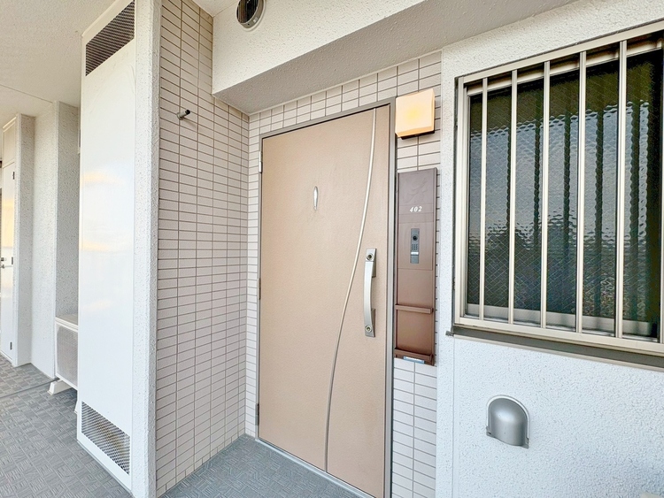 玄関 玄関を開ければ、そこは安らぎのご自宅。