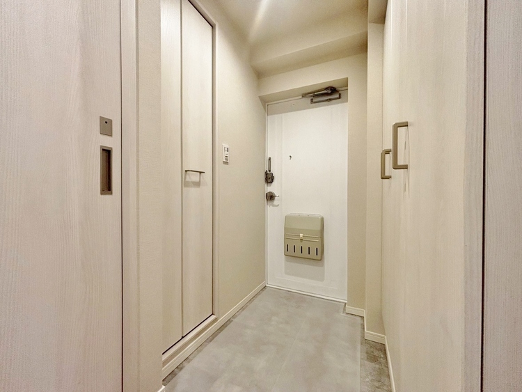 玄関 シューズボックスを完備した玄関です。