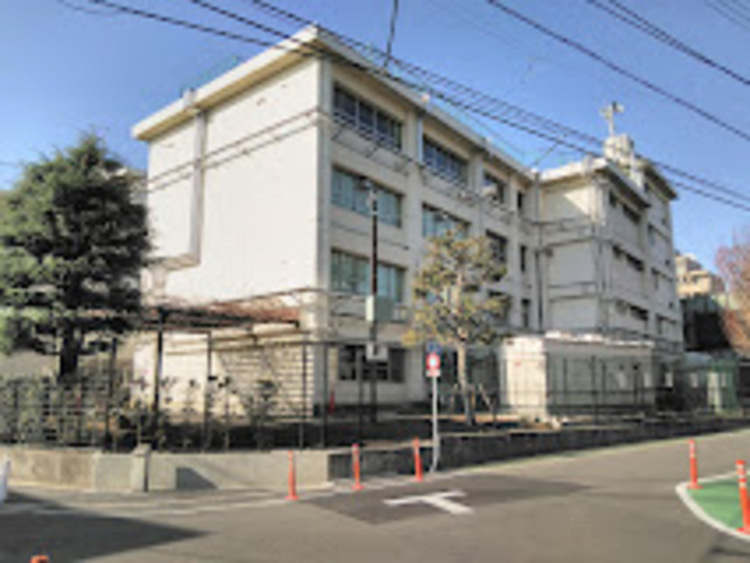 周辺 練馬区立石神井東中学校