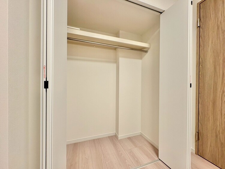 その他 収納スペースが付いていて、お部屋を広く使っていただけます。