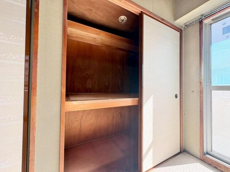 その他 収納スペースが付いていて、お部屋を広く使っていただけます。