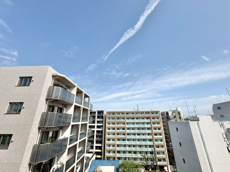 その他 眺望や窓からの景色が良いと、家で過ごす時間も快適です。