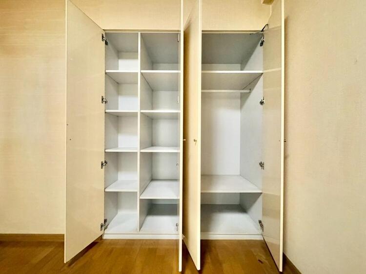 その他 収納スペースが付いていて、お部屋を広く使っていただけます。