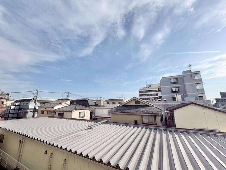 その他 眺望や窓からの景色が良いと、家で過ごす時間も快適です。