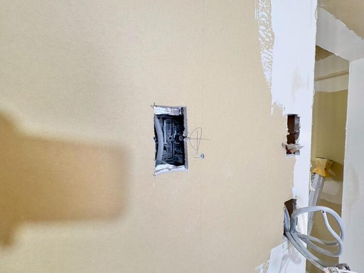 その他 見やすい画面で操作しやすい給湯パネル。