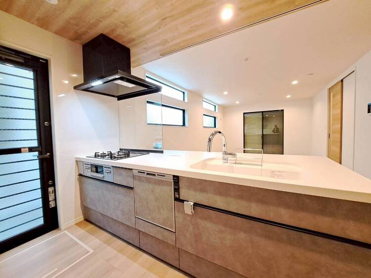 その他 使いやすくスタイリッシュなキッチン空間になっております。