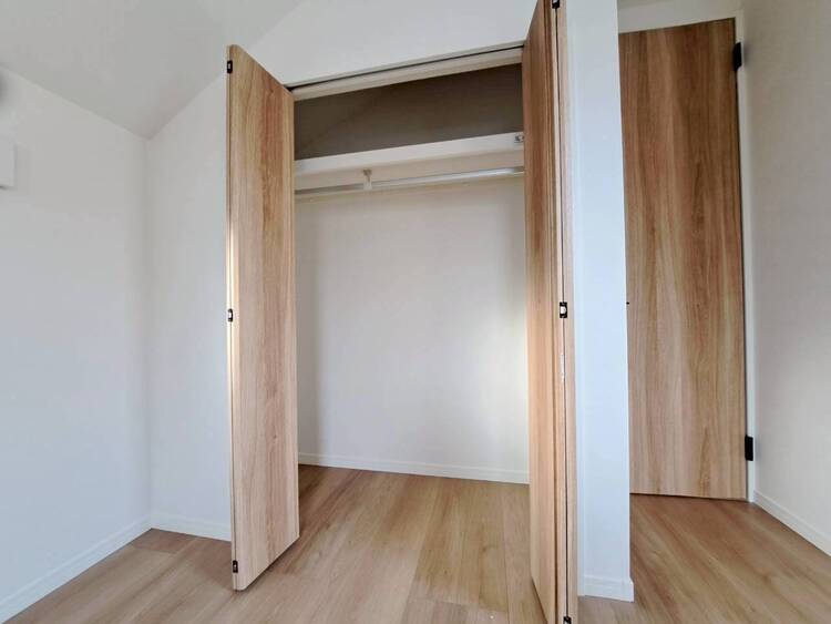 その他 収納スペースが付いていて、お部屋を広く使っていただけます。