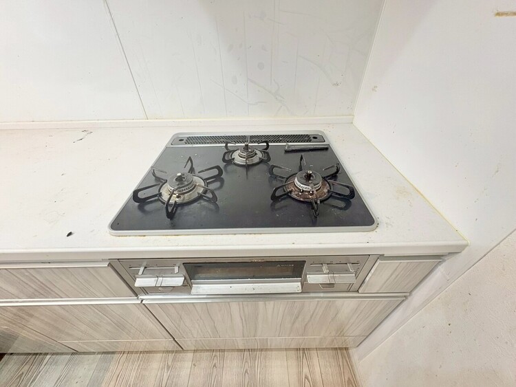 その他 ３口コンロです。