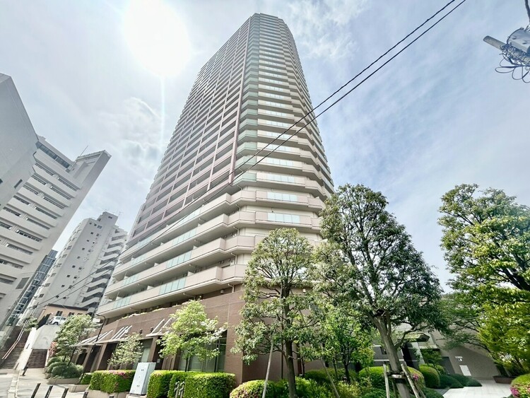 その他 飽きのこないシンプルモダンな外観です。