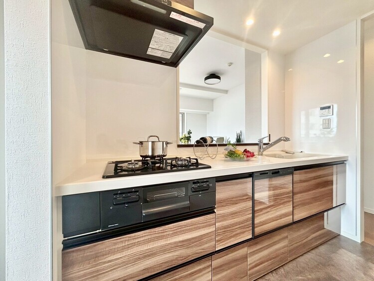 その他 使いやすくスタイリッシュなキッチン空間になっております。