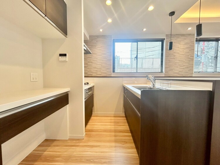 その他 使いやすくスタイリッシュなキッチン空間になっております。