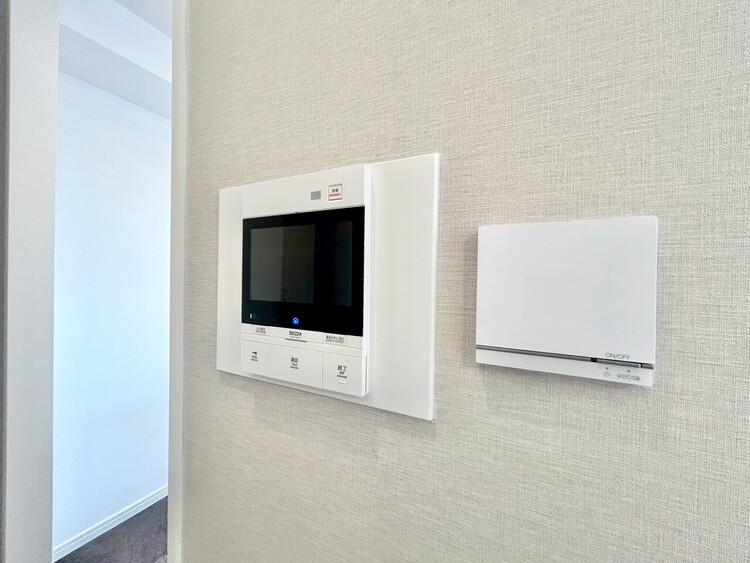 その他 誰が来てもわかる様にモニター付きインターホンを設置。