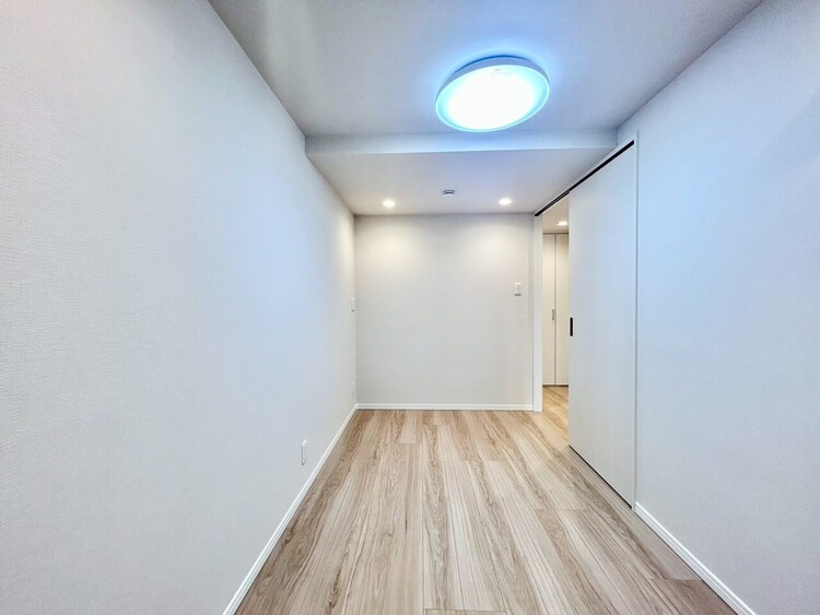 その他 清かで艶やかな時間をもたらしてくれる室内です。