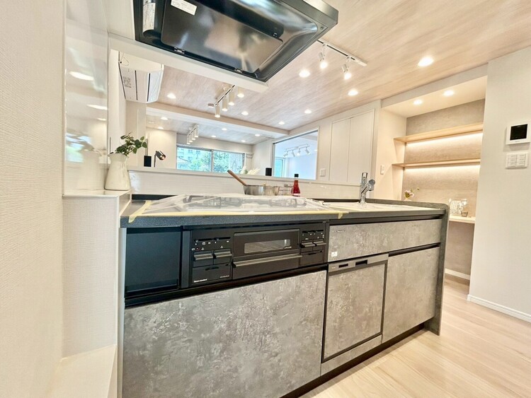 その他 開放感のあるキッチンスペース。調理をしながら、会話も弾みそうですね。