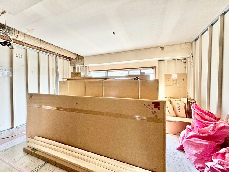 内装 ◆癒しの空間◆室内構成に拘り採光とセンスを散りばめた空間。それは『柔らかさ』に似た素敵な居場所。そこに暮らす人のことを考えつくり出したものは『癒し』という心地よい居場所なんだと思う