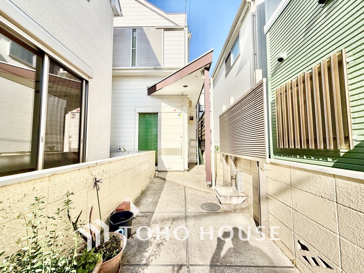 その他 ◆車の通りが少なく子供たちが名一杯遊べる分譲地をご覧になられた事がありますか？開発道路は車が通行することは少なく子供たちの遊び場と変わります。そんな分譲地で暮らす喜びを。