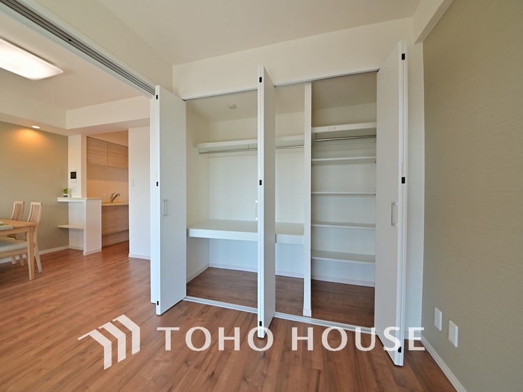 収納 居室　収納